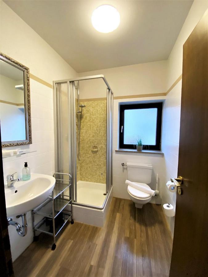 Hotel garni Bellevue Bad Füssing Buitenkant foto