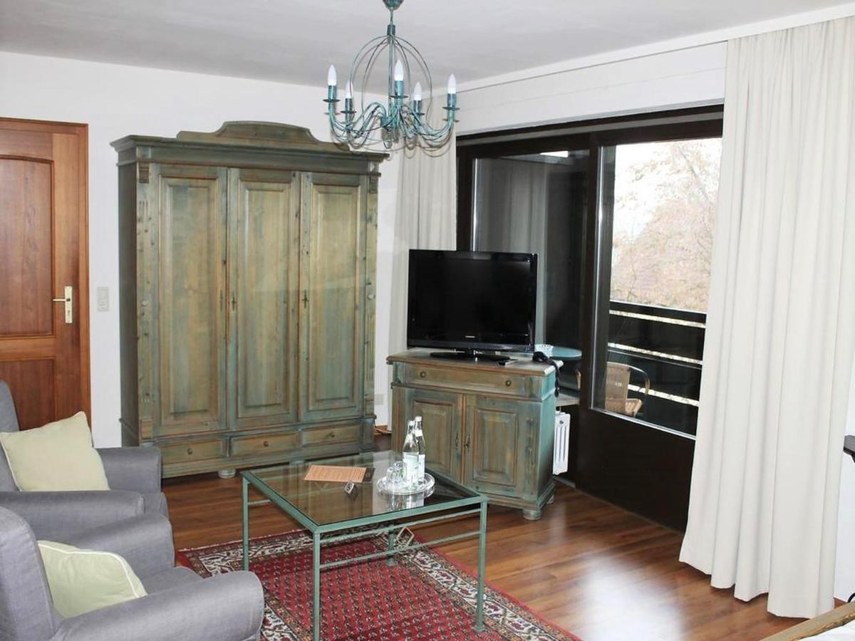 Hotel garni Bellevue Bad Füssing Buitenkant foto