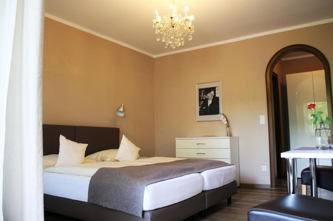 Hotel garni Bellevue Bad Füssing Buitenkant foto