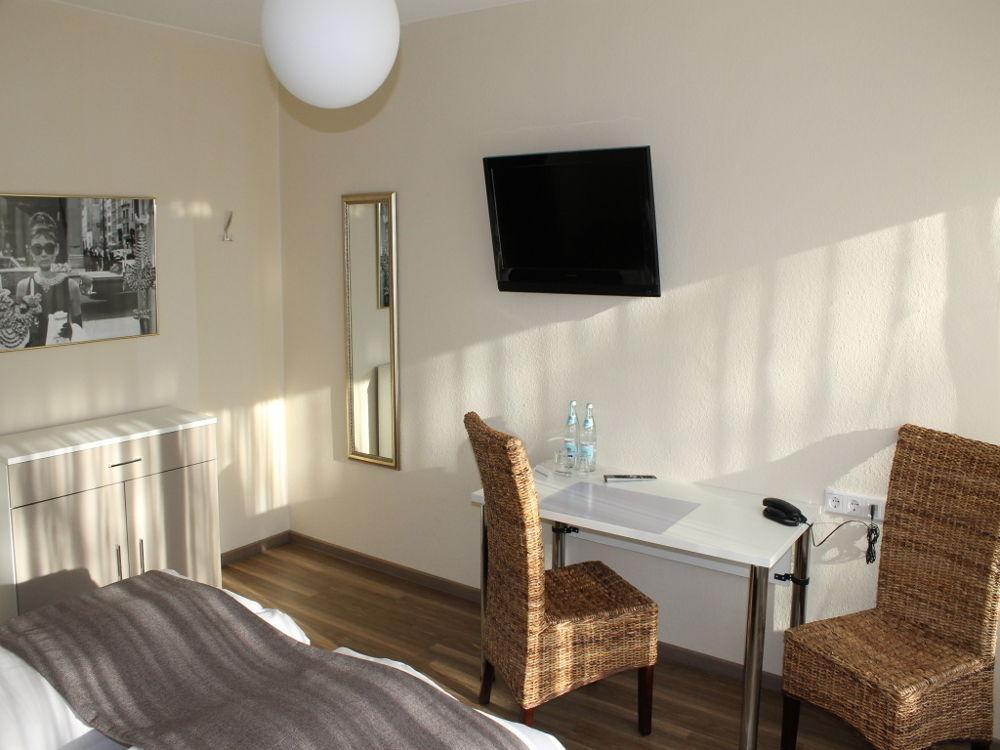 Hotel garni Bellevue Bad Füssing Buitenkant foto